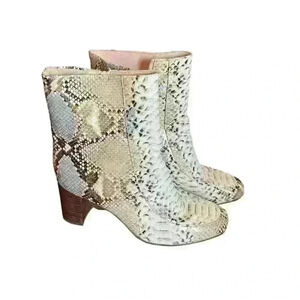 Pierre Dumas  Lennon Mid Calf Fashion Boots - Sand White Snake Print , US 8